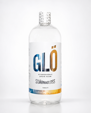 Clear bottle with GLö label on a white background